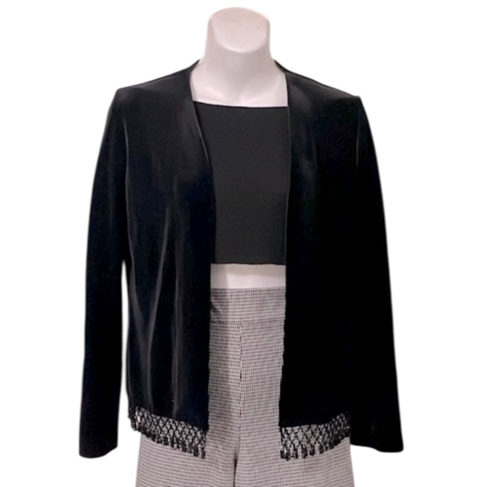 XSCAPE Petite Joanna Chen Women’s Black Velvet Formal Lightweight Beaded Jacket